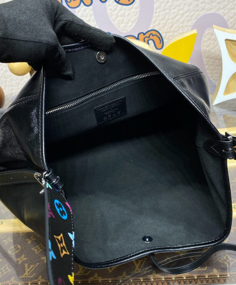 Louis Vuitton LV X TM CarryAll Vibe MM M13105 Black